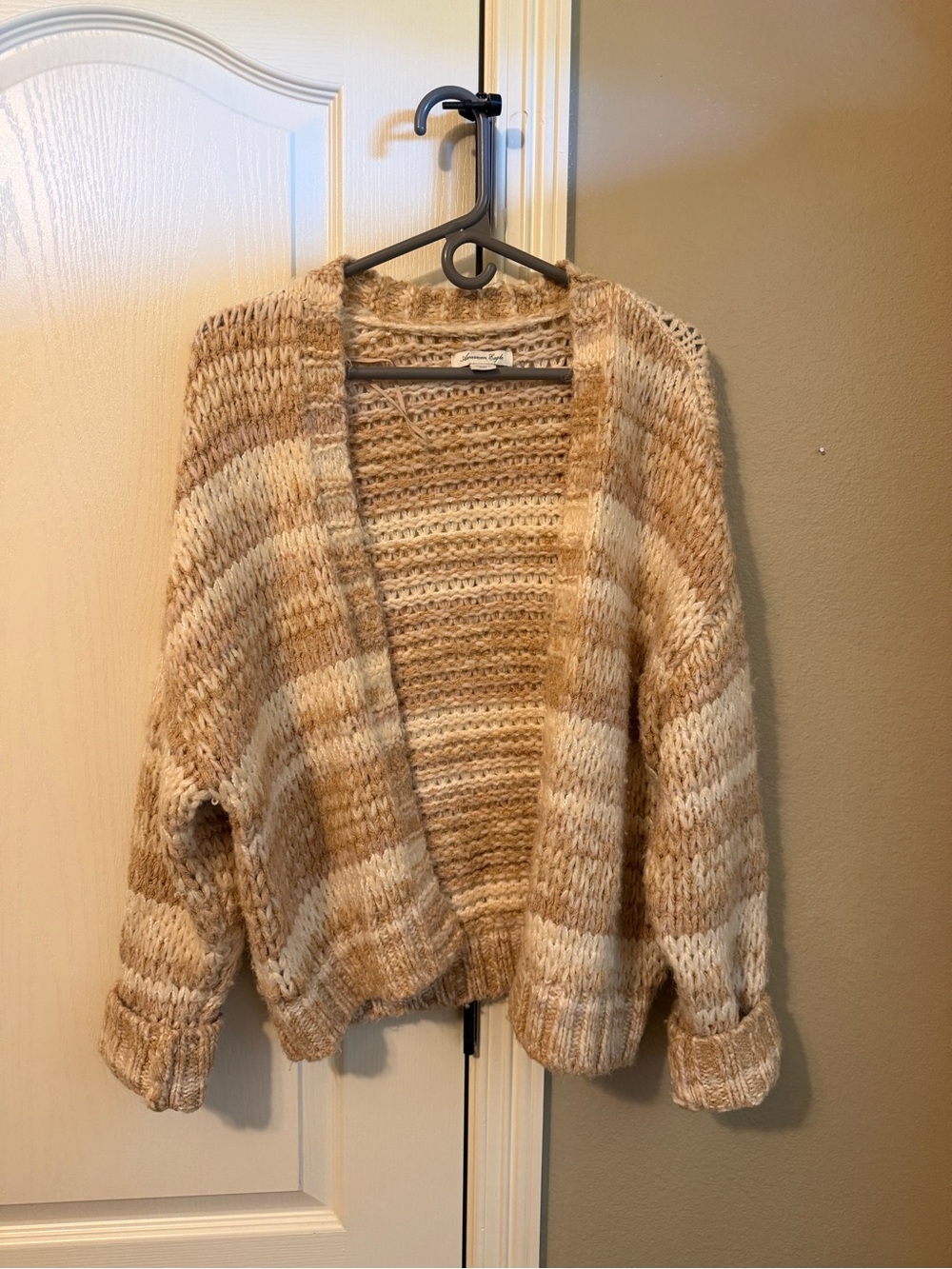 Cozy Open-Front Striped Women's Cardigan Sweater - Cream & Tan